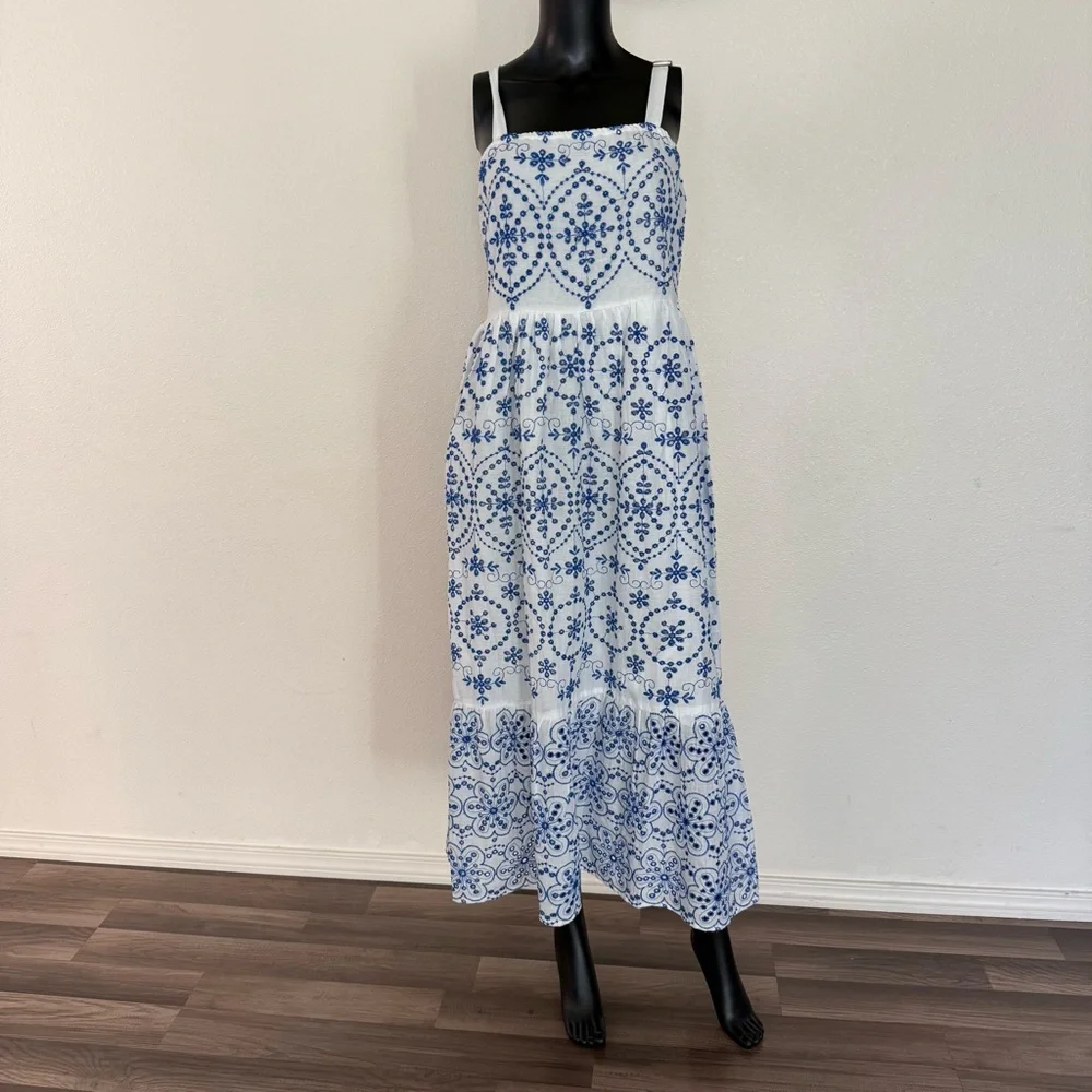 Chic Blue and White Floral Maxi Dress - Picture 11 of 14